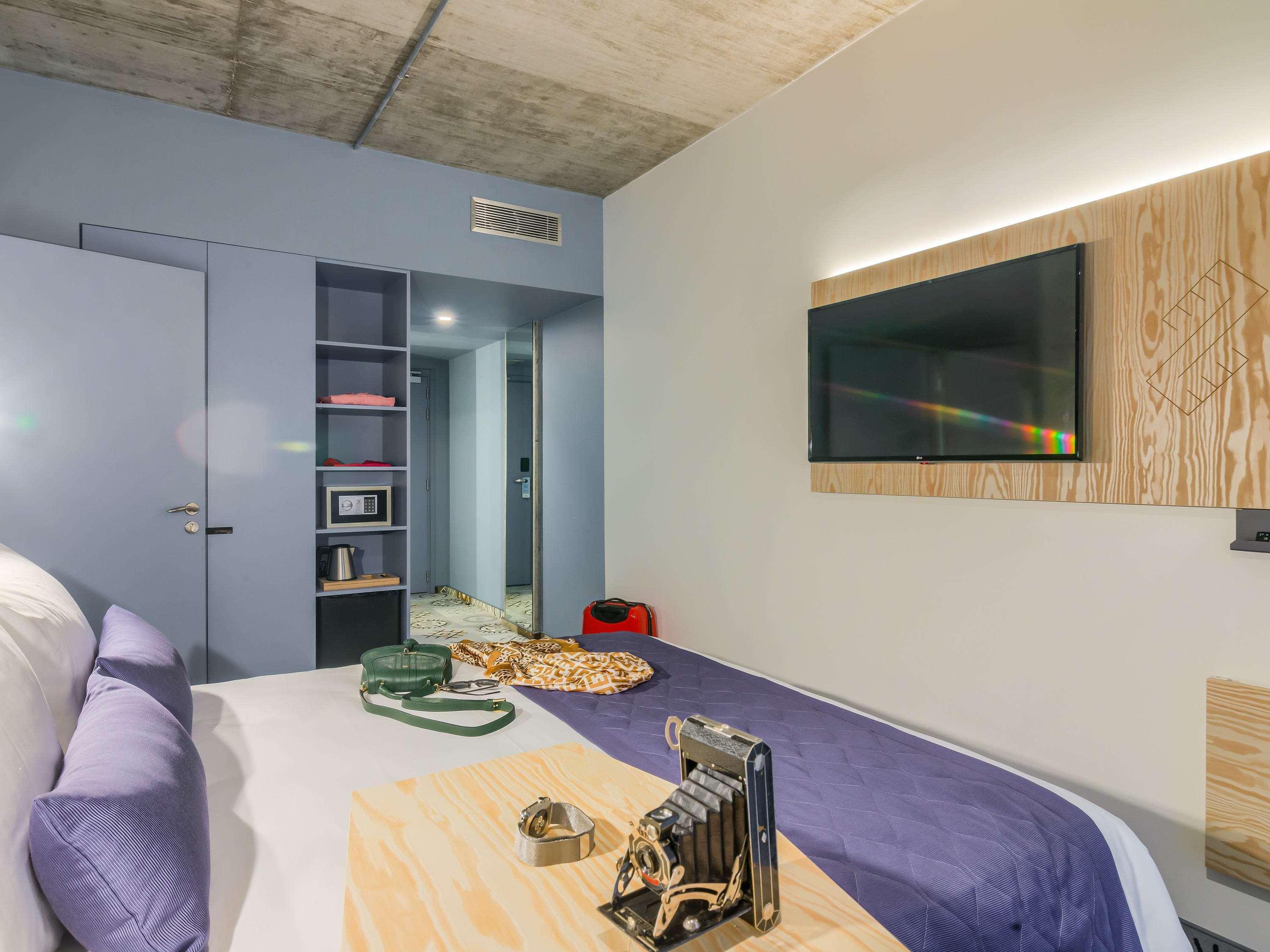 Ibis Styles Center